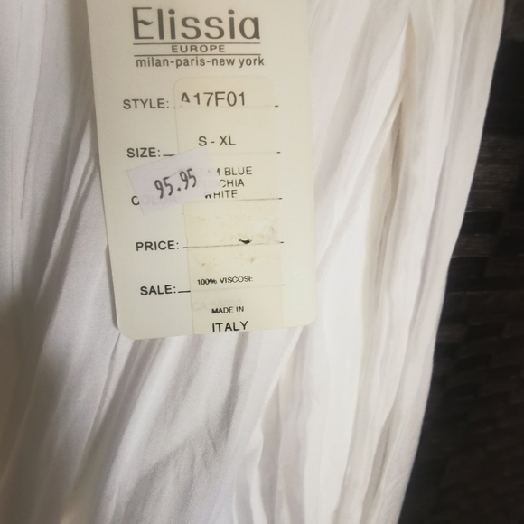 Ladies skirt - Picture 2 of 4